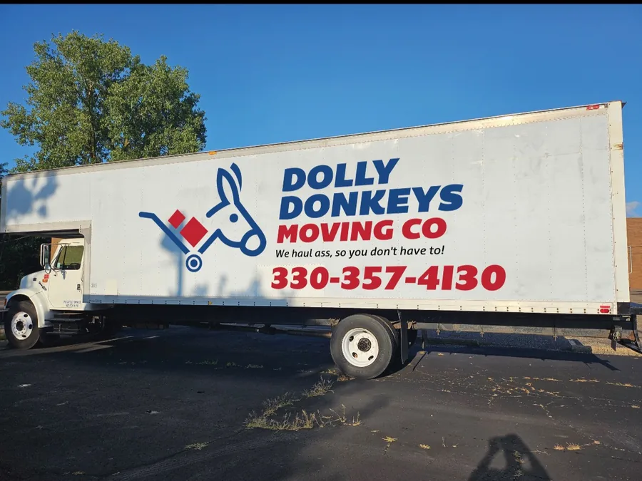The Dolly Donkeys box truck, Canton Ohio